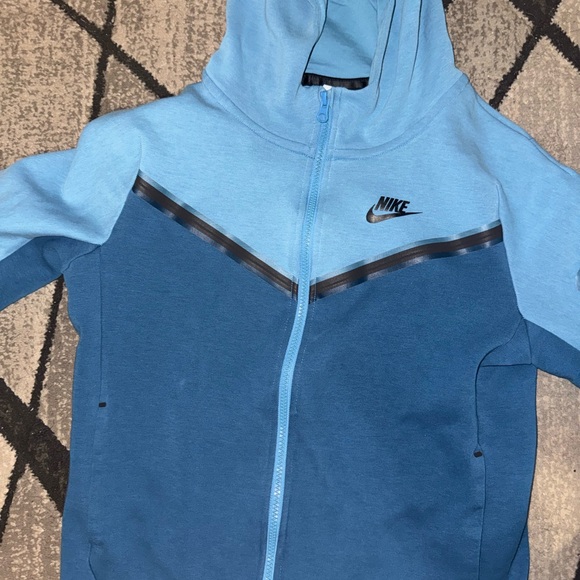 Nike Tech Fleece Kids - Picture 4 of 8
